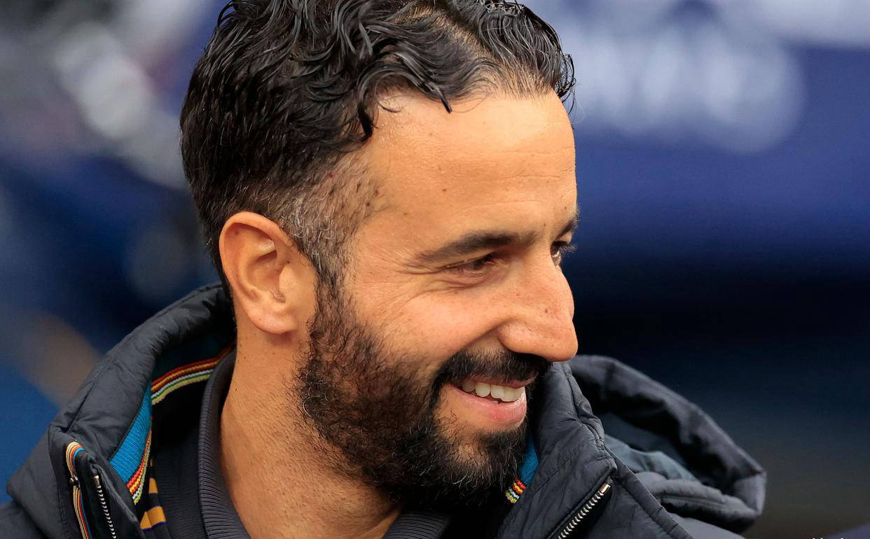 曼联高层对阿莫林给予充分信任，冬季转会窗将保持稳定态势